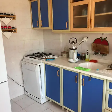 Ayvaligin En Goezde Plajlarini Izleyerek Tatilin Keyfine Varin Apartment *